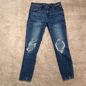 Size 8 OldNavy Rockstar MidRise Skinny Jeans